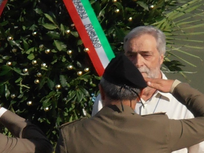 2° raduno a Salerno dal 28 al 29 settembre 2012 - foto...020 - Onore ai Caduti